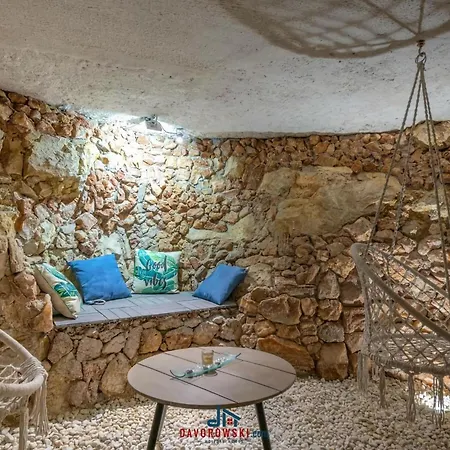 Hotel La Comfortable Pula